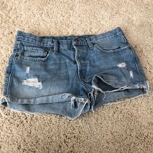 BGD urban outfitters jean shorts size 28